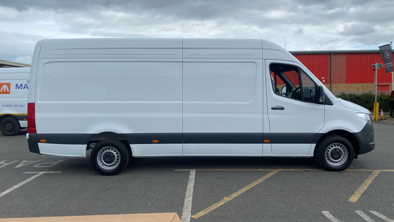 Mercedes-Benz Sprinter 315Cdi L3 Diesel Rwd 3.5t H2 Pro Van 9G-Tronic